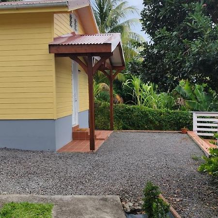 Vila Pitaya Ducos Exteriér fotografie